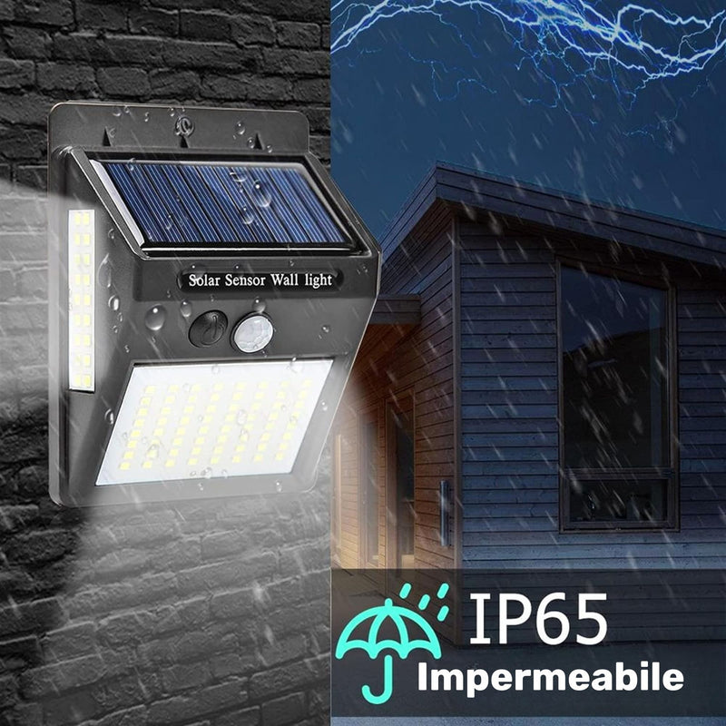 JUEGO DE 4 FOCOS LED DE EXTERIOR LUZ FRIA CON SENSOR DE MOVIMIENTO CON RECARGA DE ENERGIA SOLAR